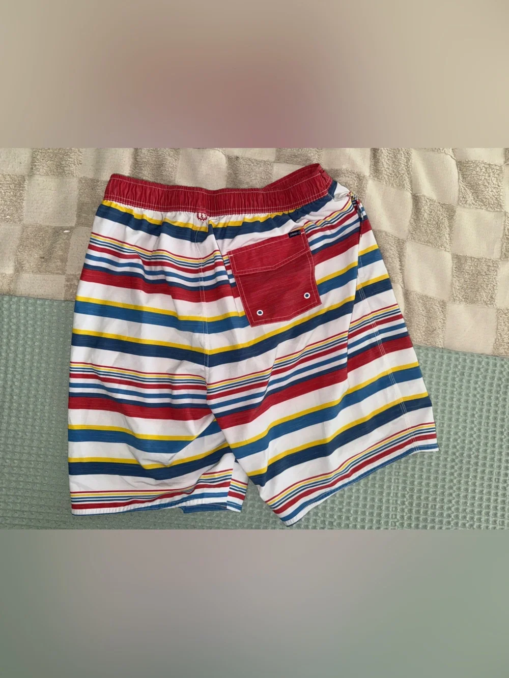 Johnnie-O Hope Town Multi-Stripe Swim Trunks Mens XXL Red Blue
